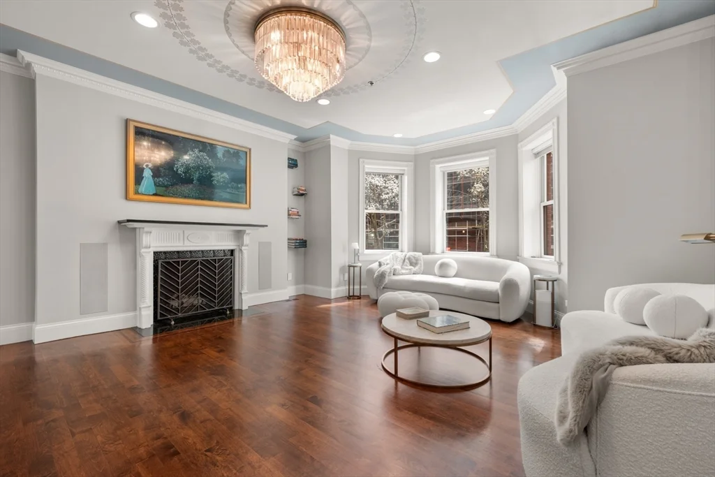 61 Saint Botolph St, Back Bay