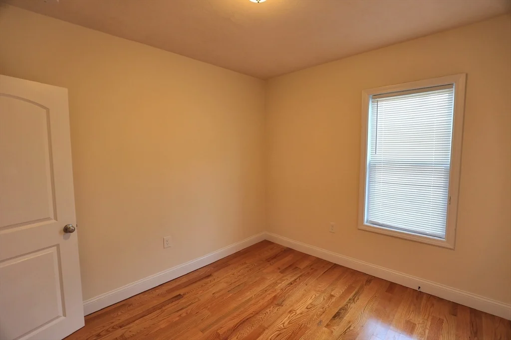 62 Lincoln St, Fitchburg