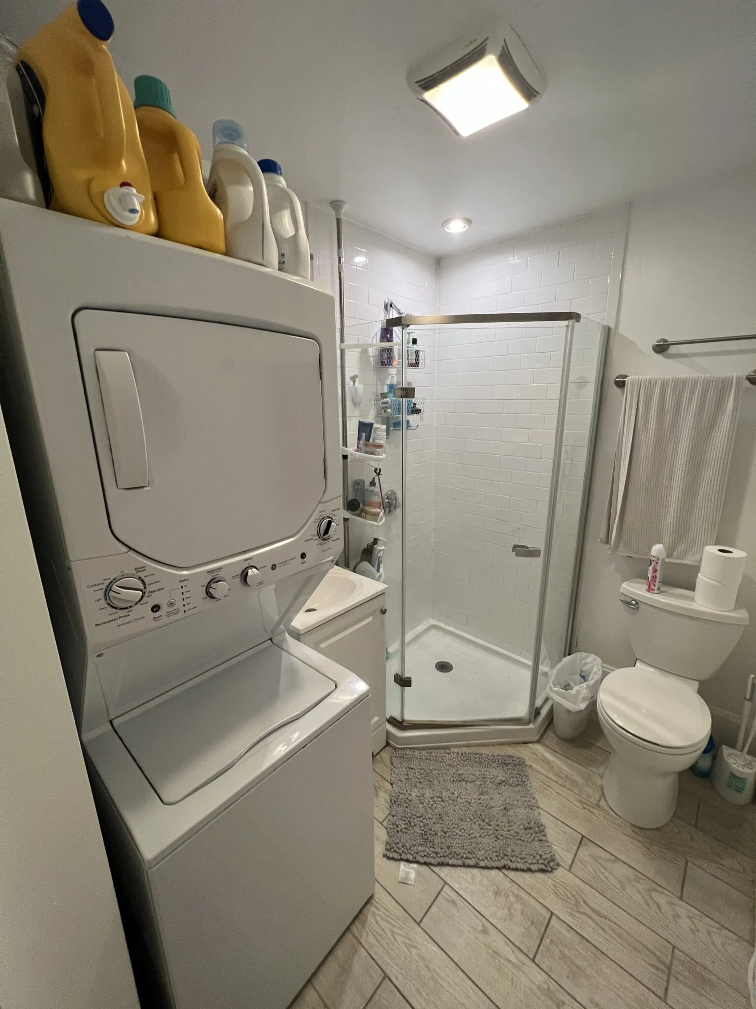 50 Lowell St, Spring Hill