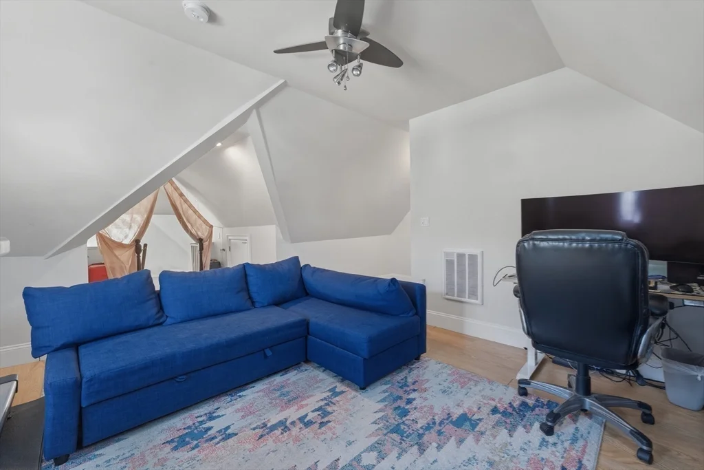 57 Wyoming, Forestdale