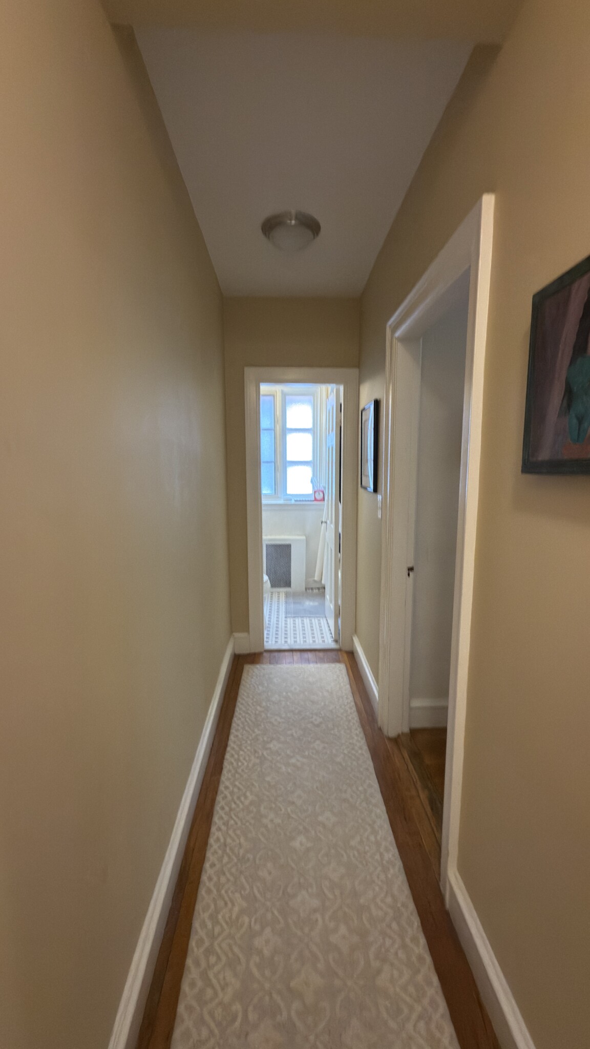 17 Monmouth St, Longwood