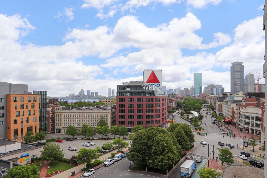 636 Beacon St, Fenway