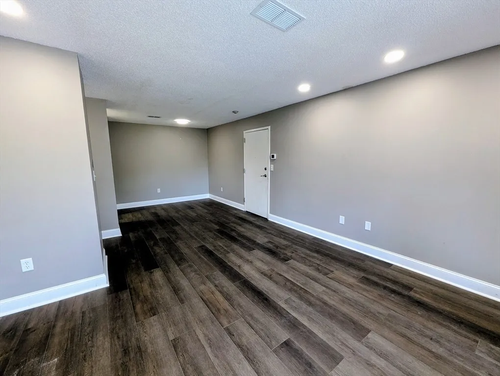 809 Franklin Crossing Rd, Franklin