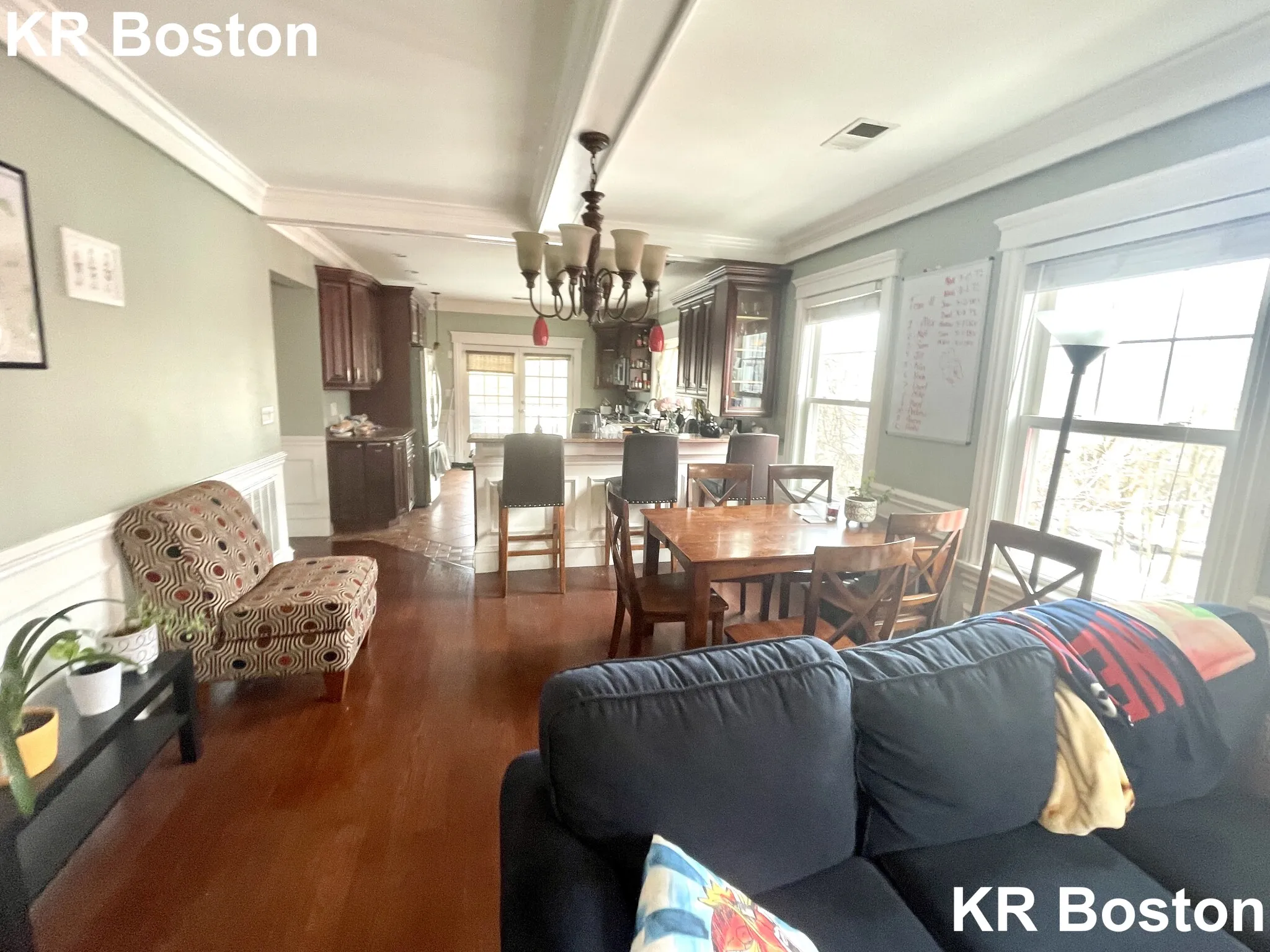 127 Nonantum St, Oak Square