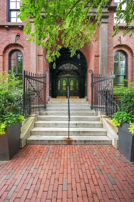 21 Father Francis Gilday, South End