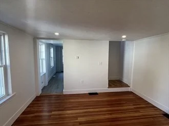 29 Cottage St, Westborough