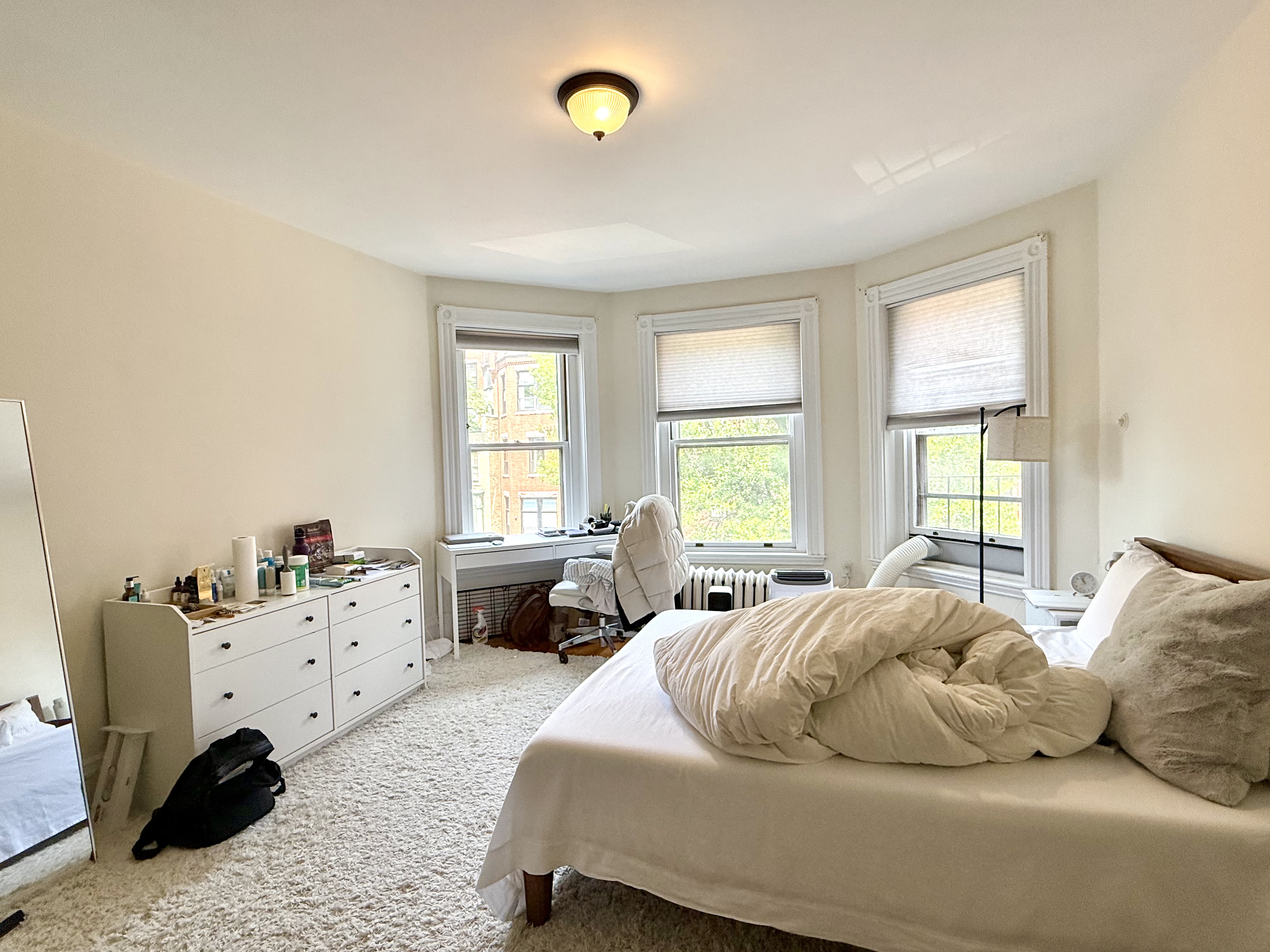 293 Newbury St, Back Bay