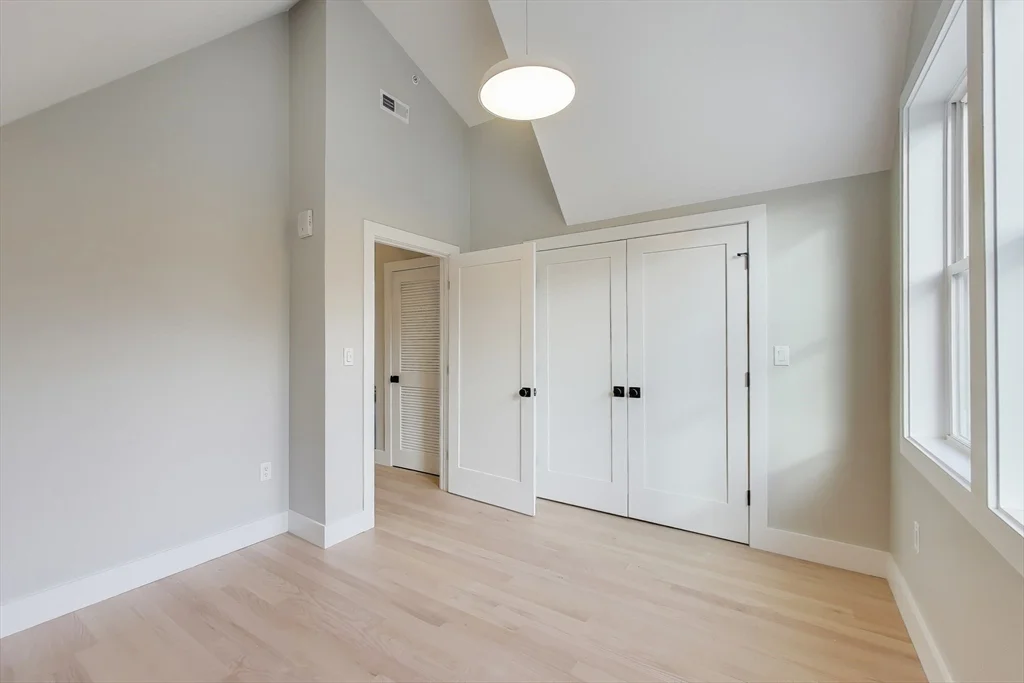 2195 Dorchester Ave, Dorchester