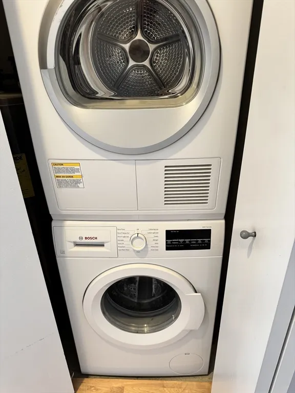 950 Dorchester Ave, Dorchester