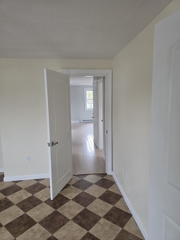 17 Robert St, Fitchburg