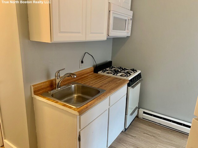 14 Unity St, North End