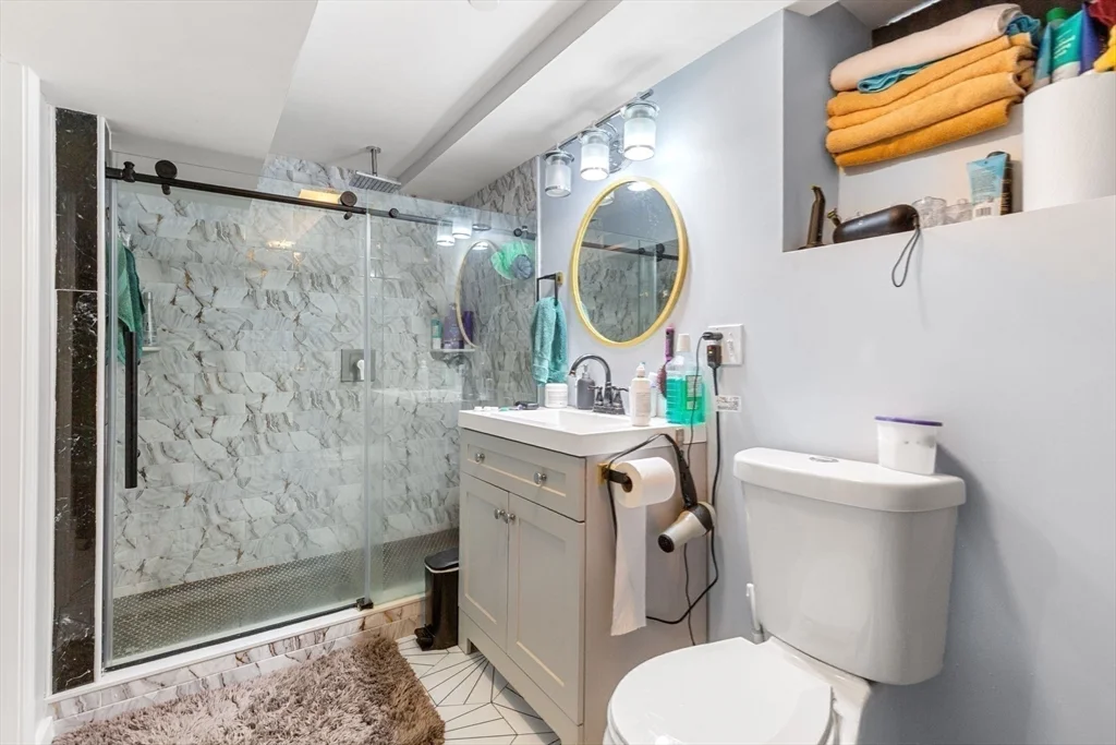 32 Cameron Ave, Teele Square