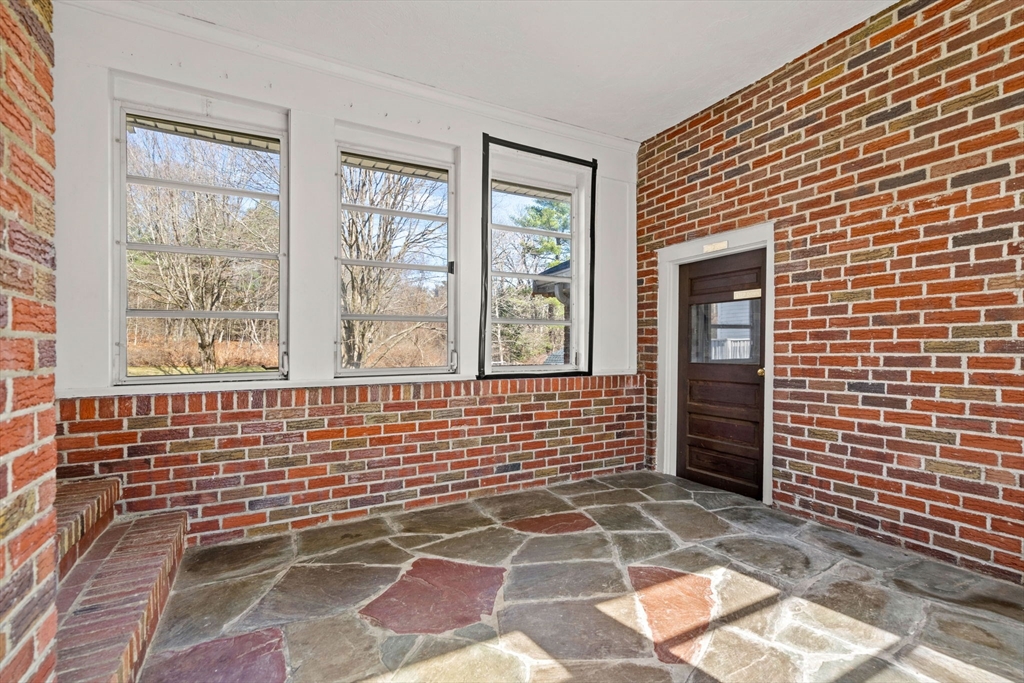 115 Mill St, Lincoln