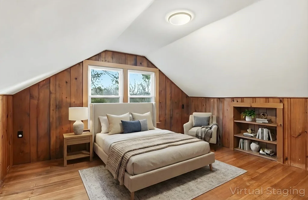 16 Liberty Dr, Shrewsbury