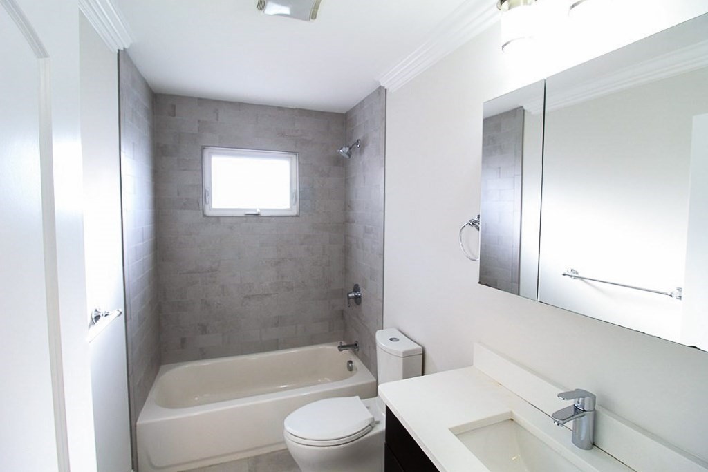 30 Holton St, Allston