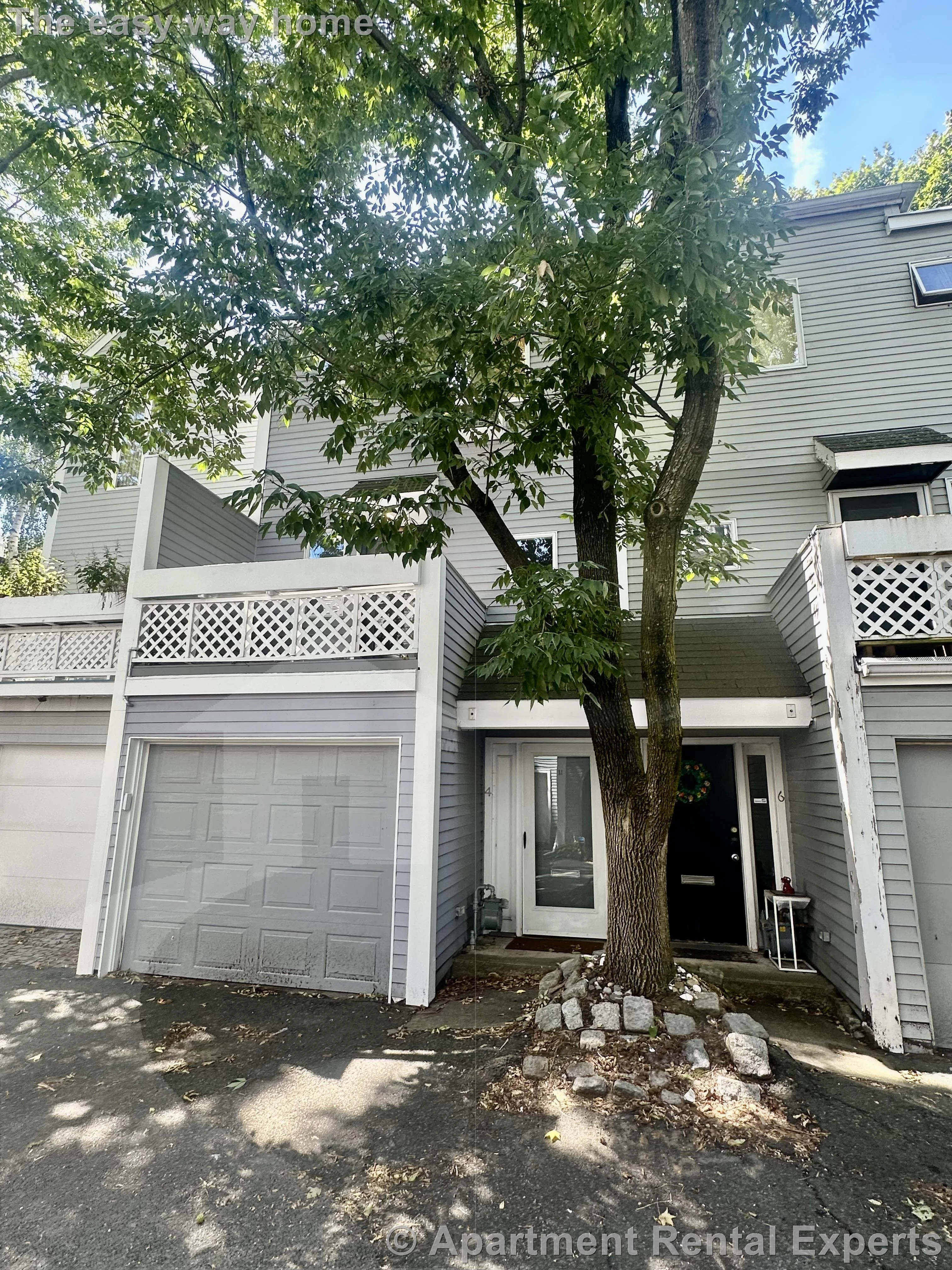 4 Fort Washington Pl, Cambridgeport