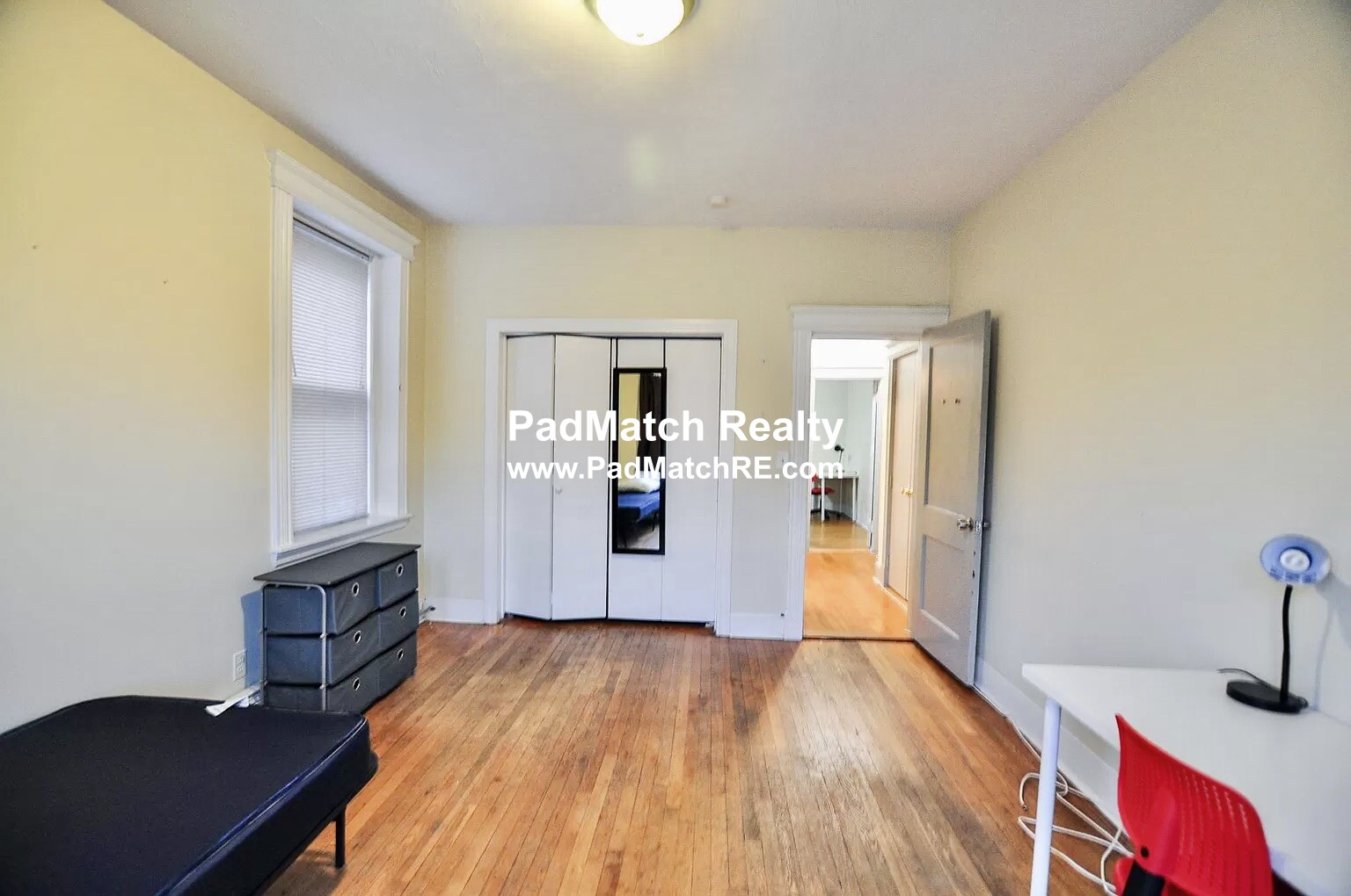 38 Park Vale Ave, Brighton