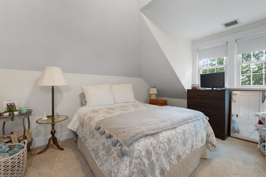 204 Homer St, Newton Center