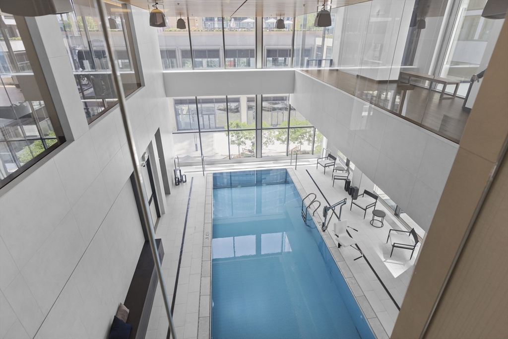 135 Seaport Blvd, Seaport District