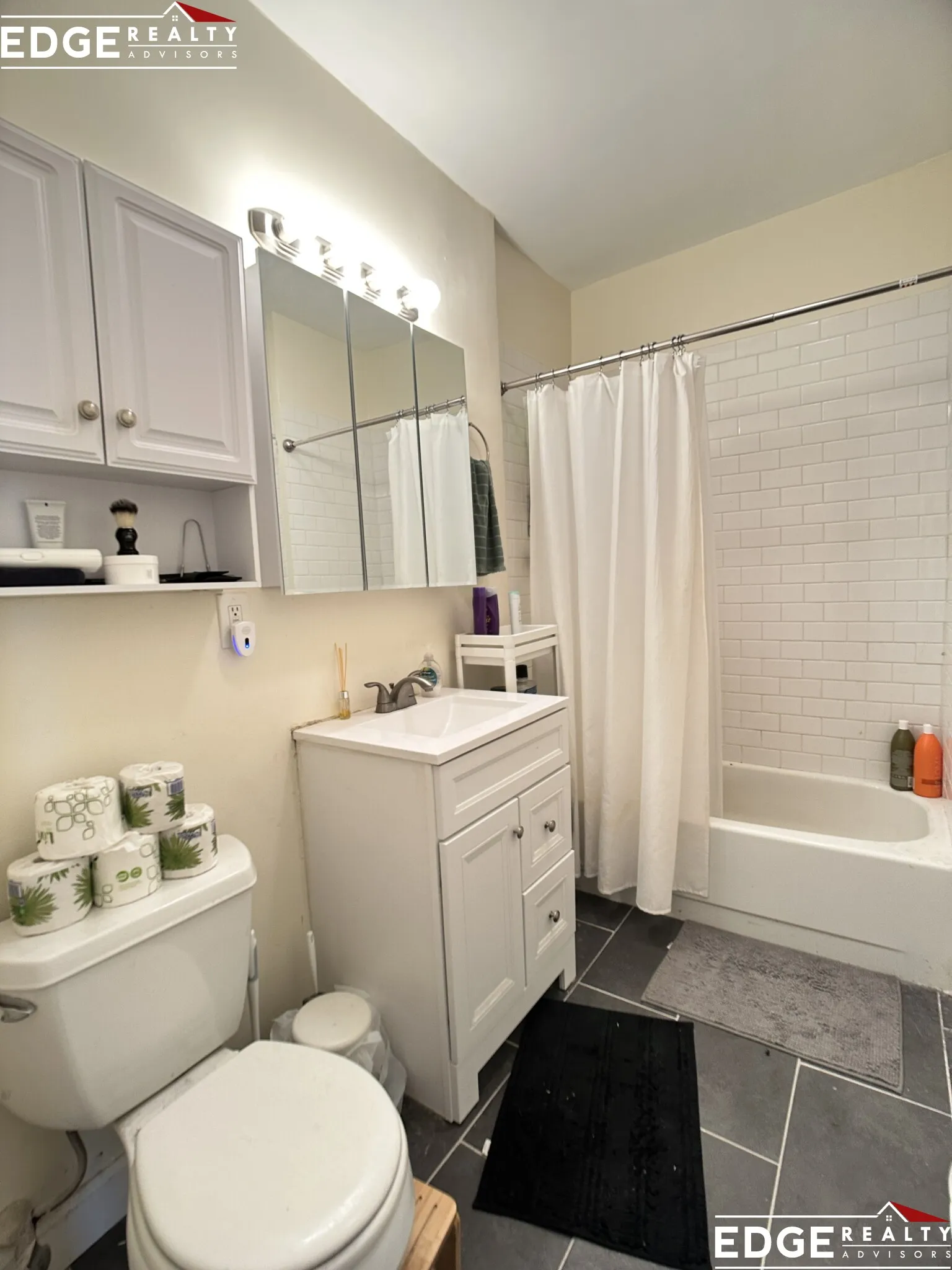 30 Glenville Ave, Brighton