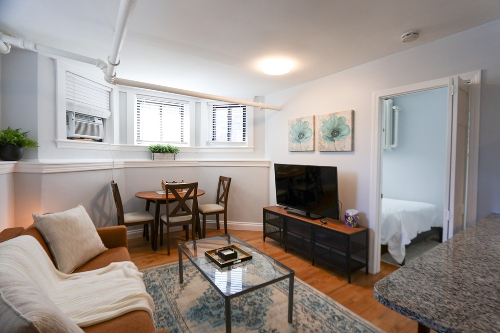 39 Glenville, Boston