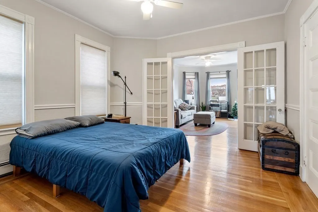 264 Maverick St, East Boston