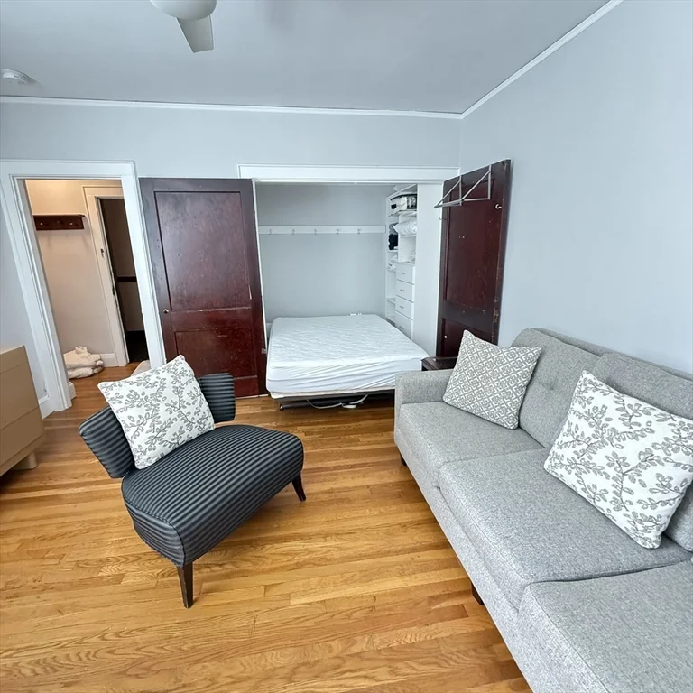 285 Harvard St, Mid Cambridge