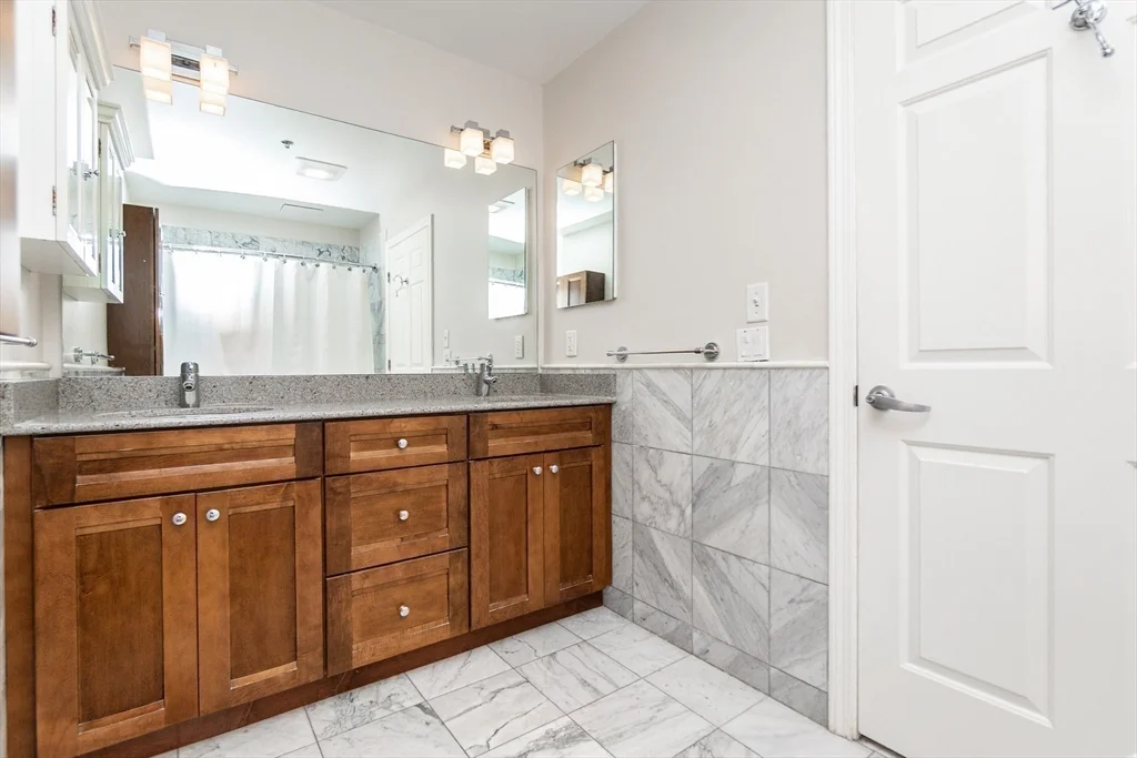 110-112 Cypress St, Coolidge Corner