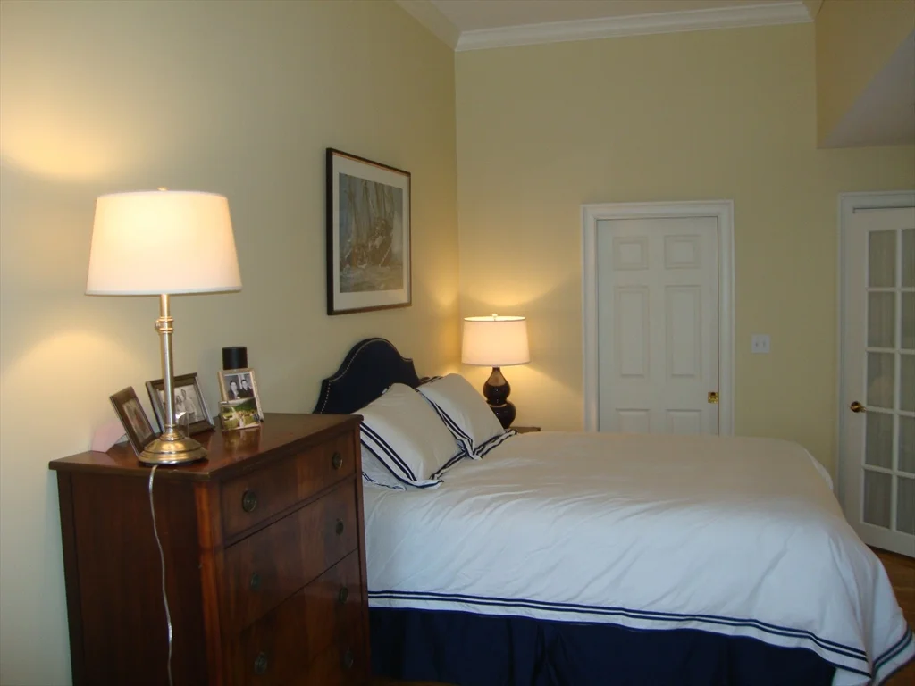 271 Beacon, Back Bay