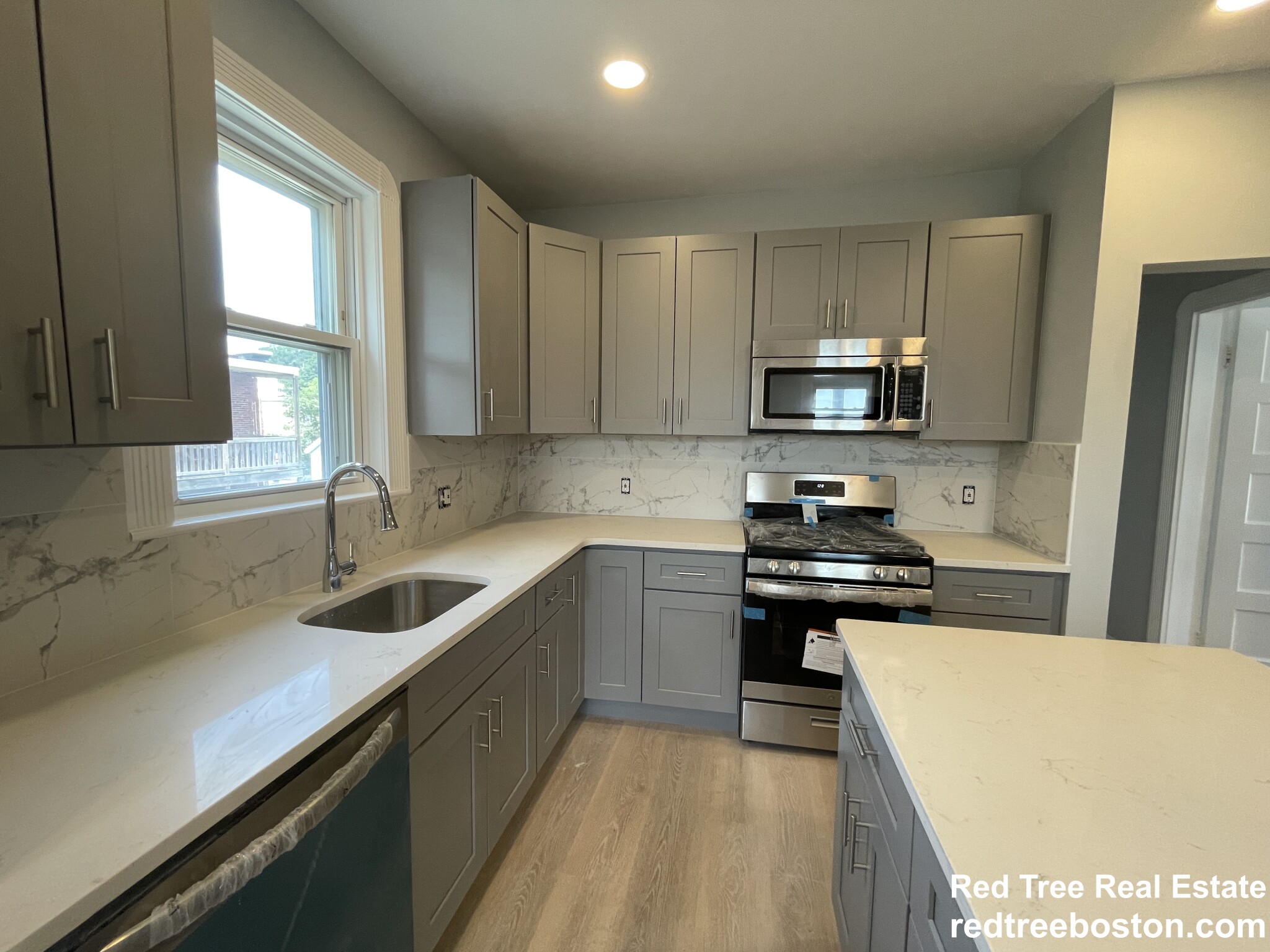 44 Ashley St, East Boston