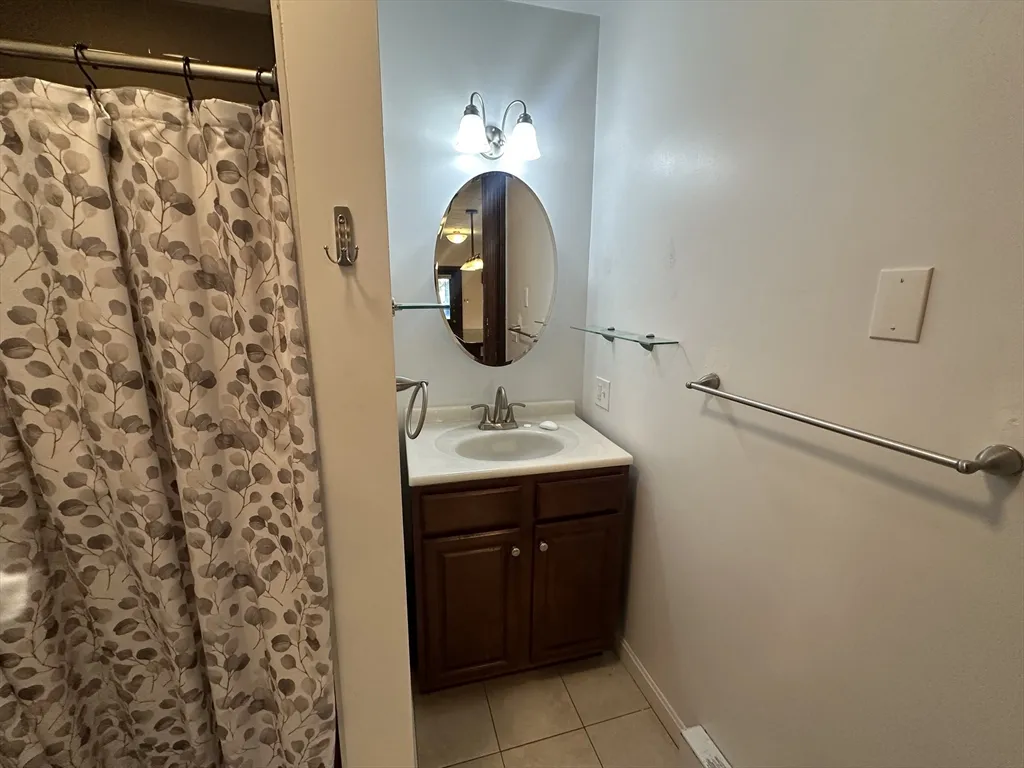 744 East 4th St, South Boston