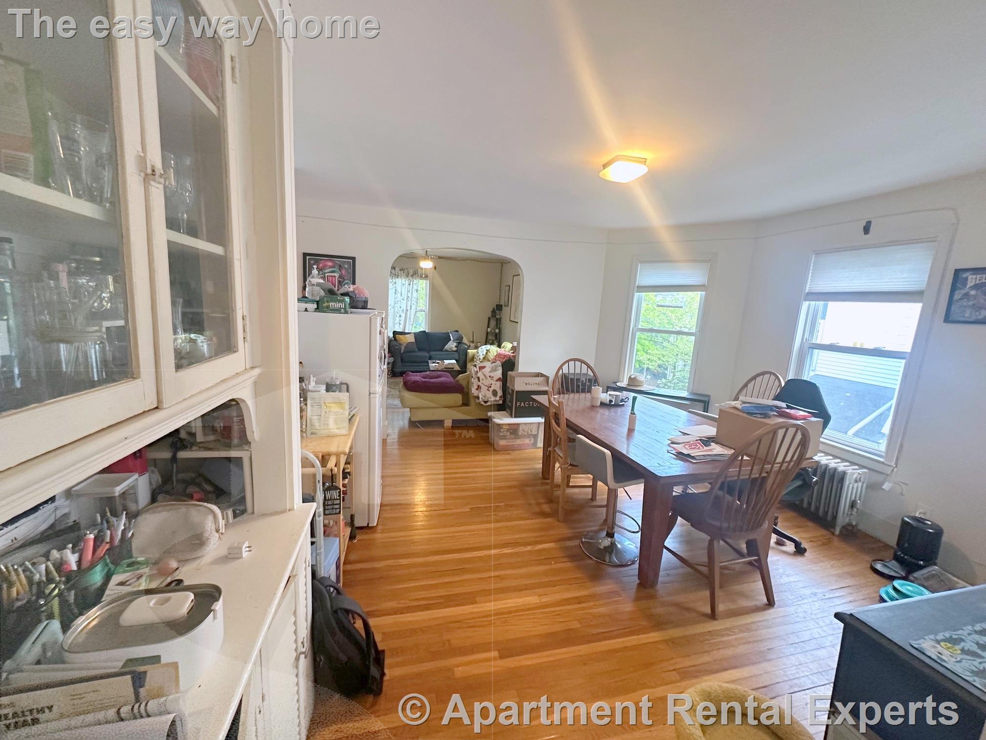 10 Rogers Ave, Davis Square