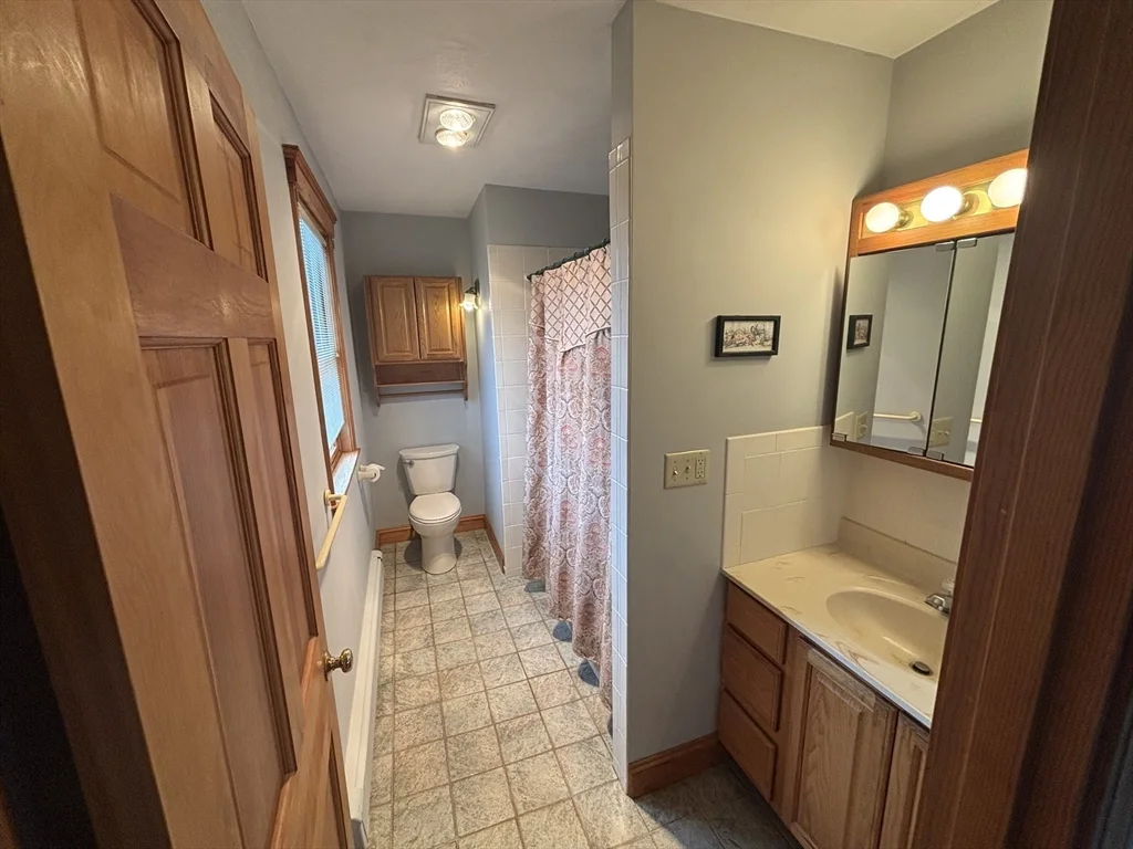 276 Bullard, Walpole