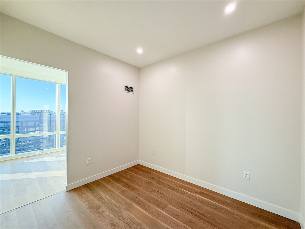 188 Brookline Ave, Fenway