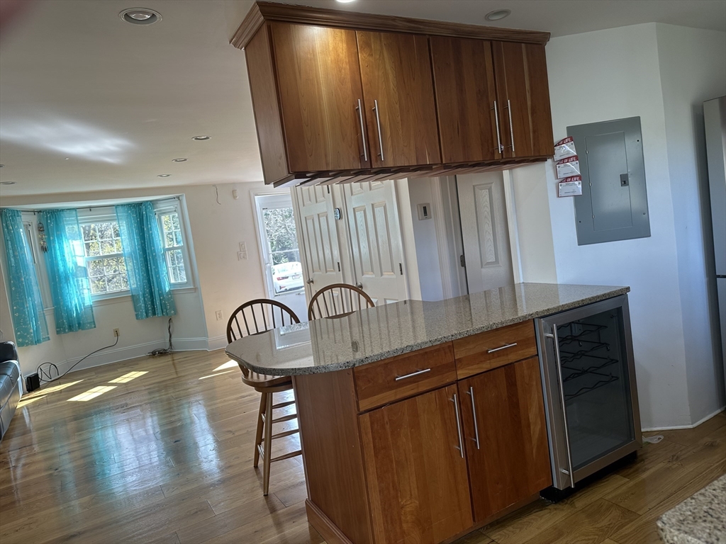 715 Hammond St, Chestnut Hill