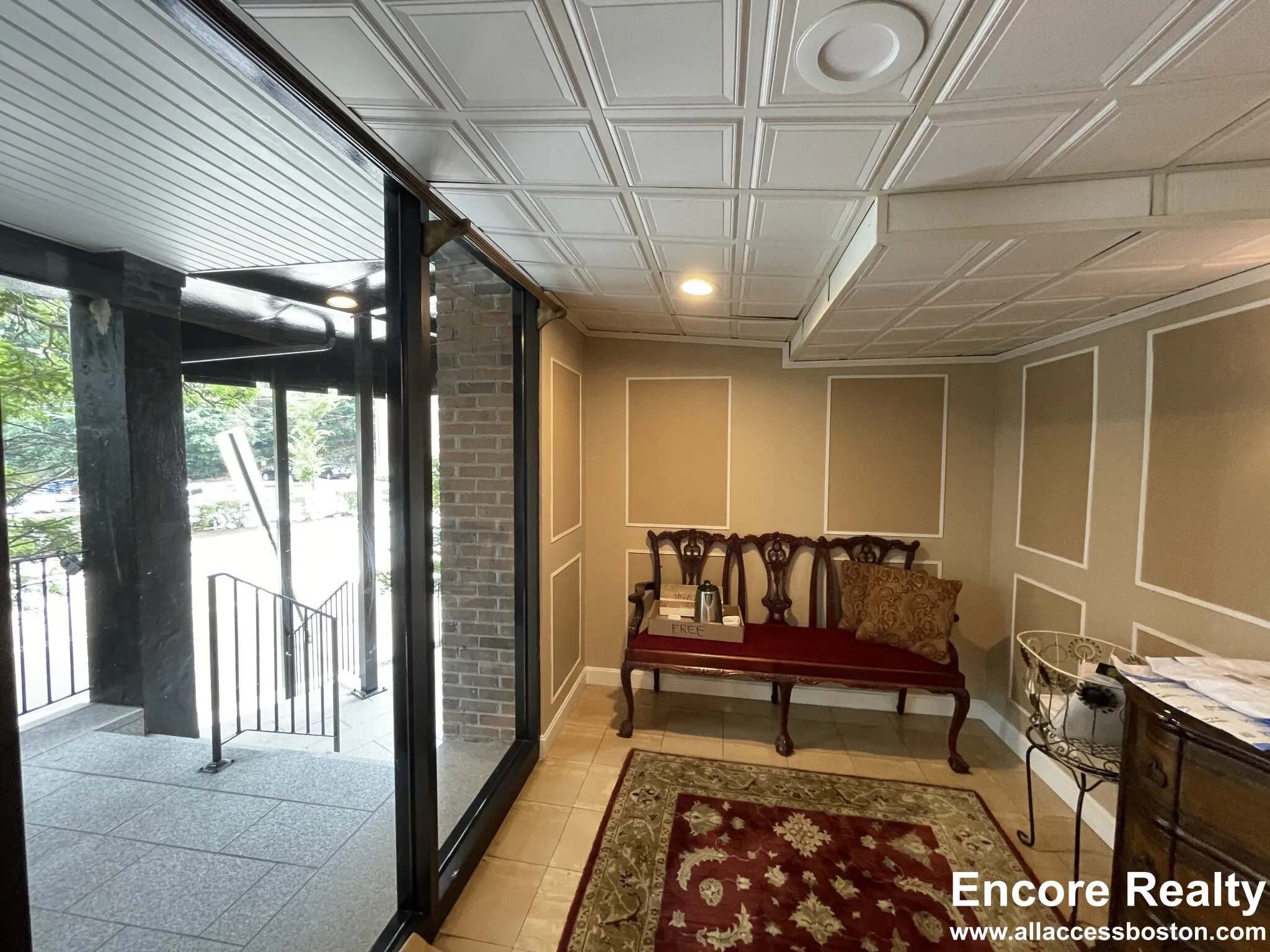 1243 Beacon St, Coolidge Corner