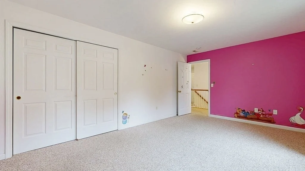 142 Olean St, Tatnuck