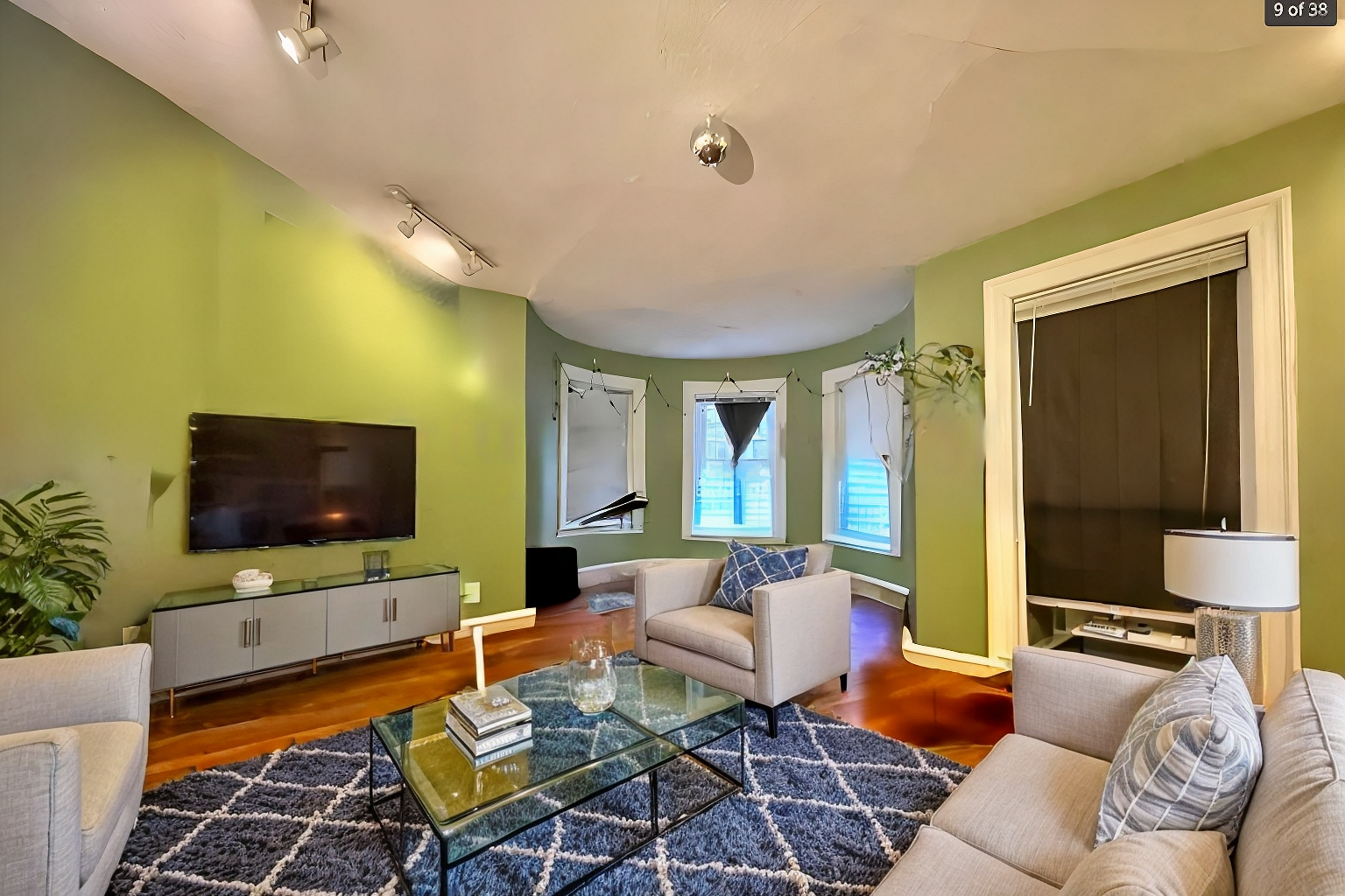 186 Naples Rd, Brookline
