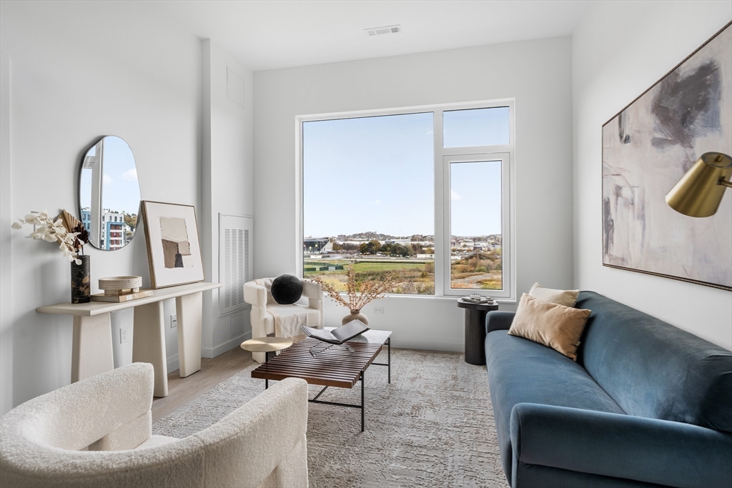 93 Bennington St, Revere