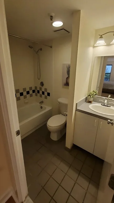 71 Fulkerson St, East Cambridge