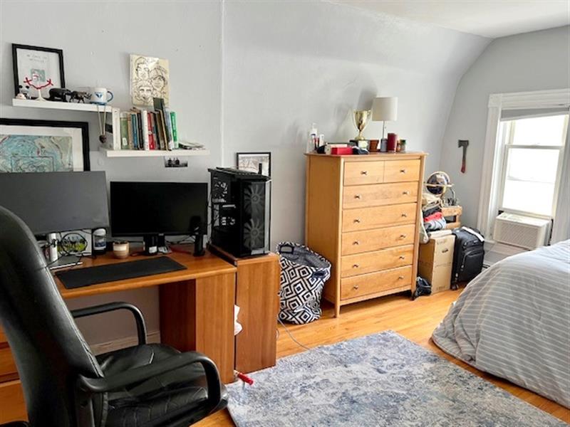 35 Rogers Ave, Powder House Square