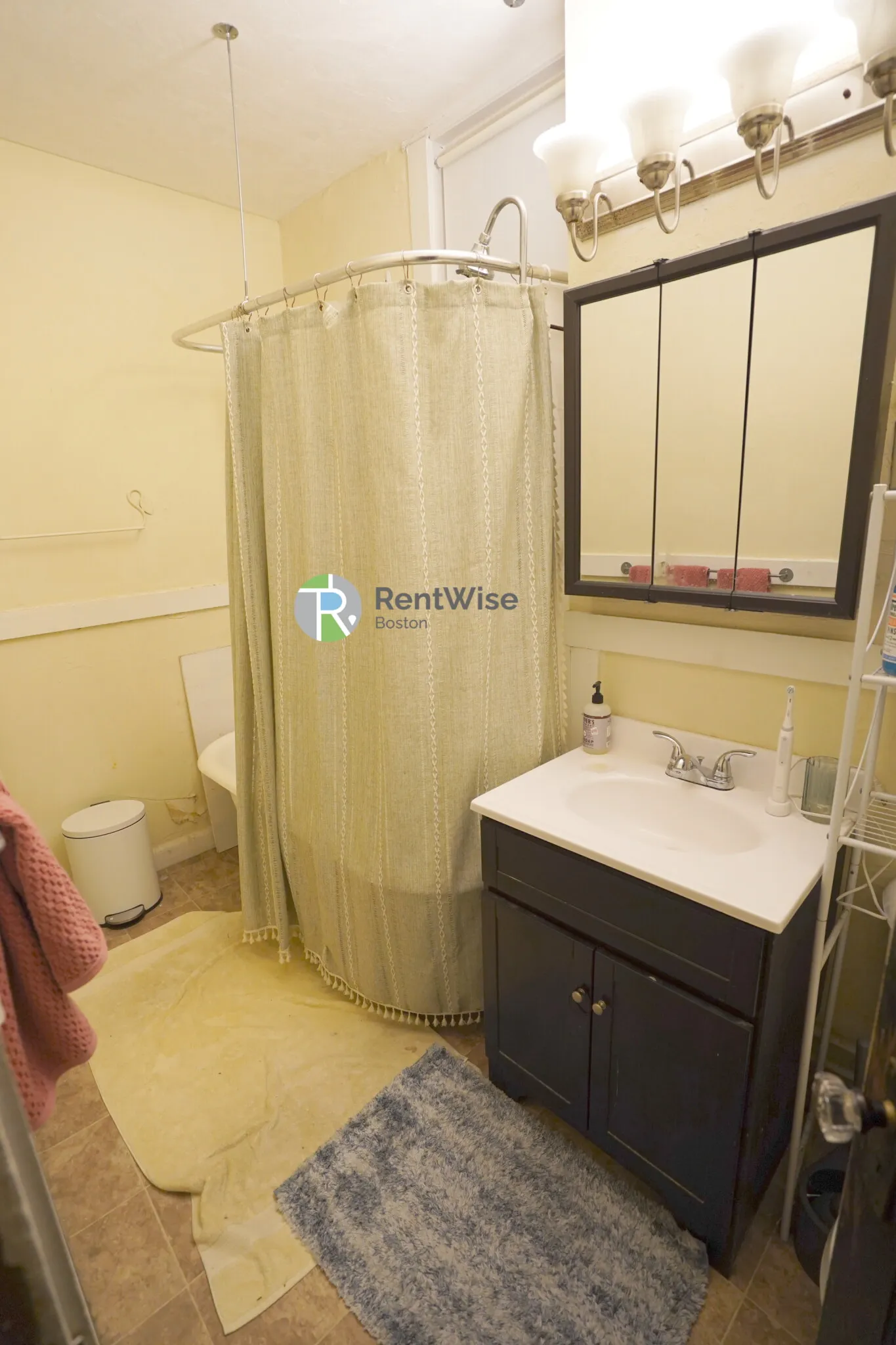 230 South St, Jamaica Plain