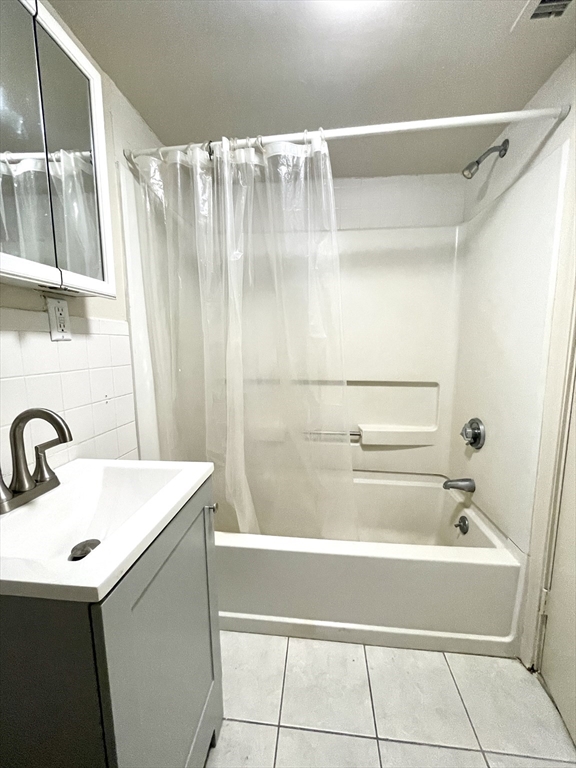 25 Oakland St, Newton