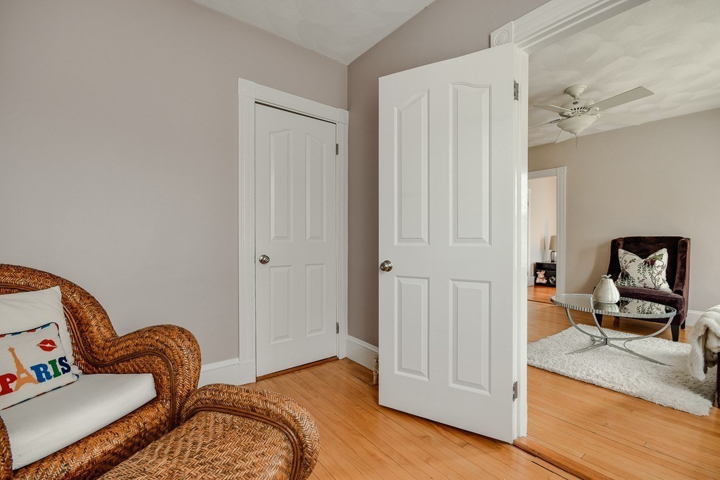 53 Wellington St, Waltham