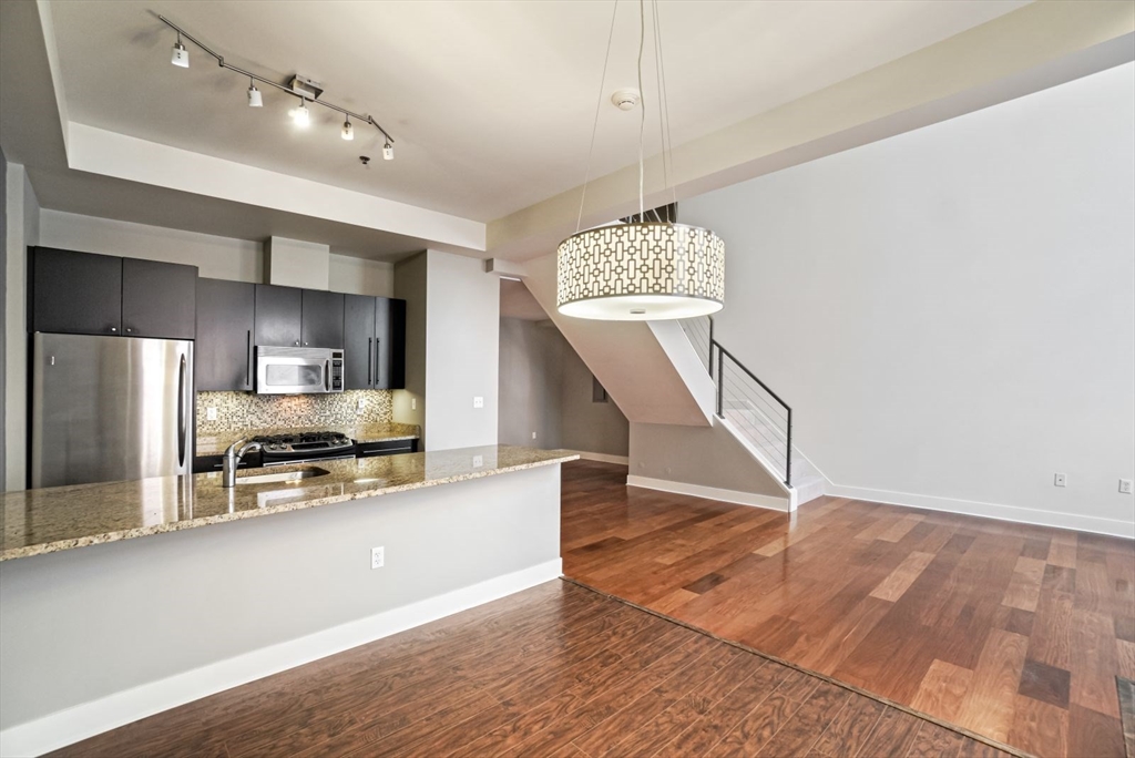 735 Harrison, South End