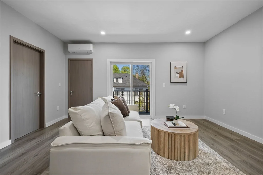 43-47 Fremont, Mattapan