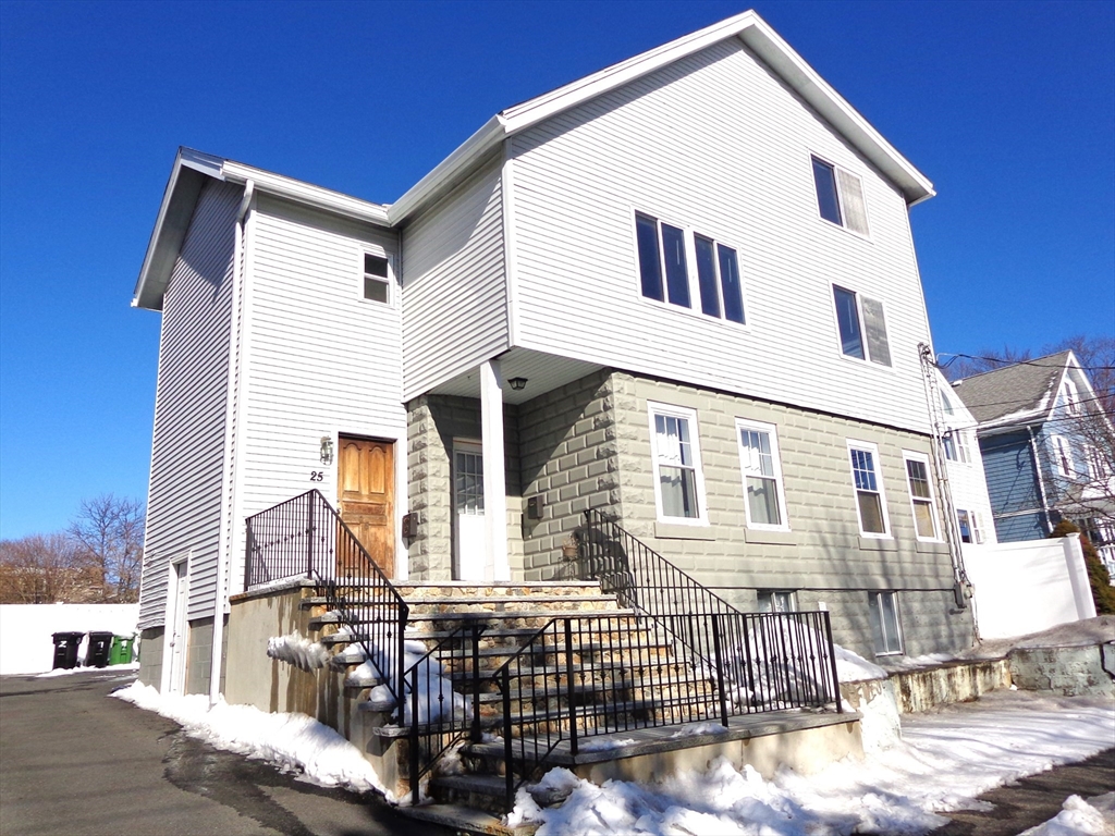 25 Acton St, Watertown