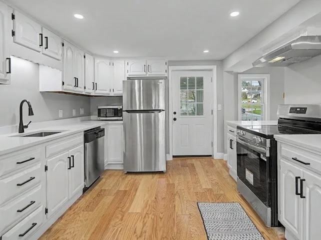 122 Chapin Rd, Hudson