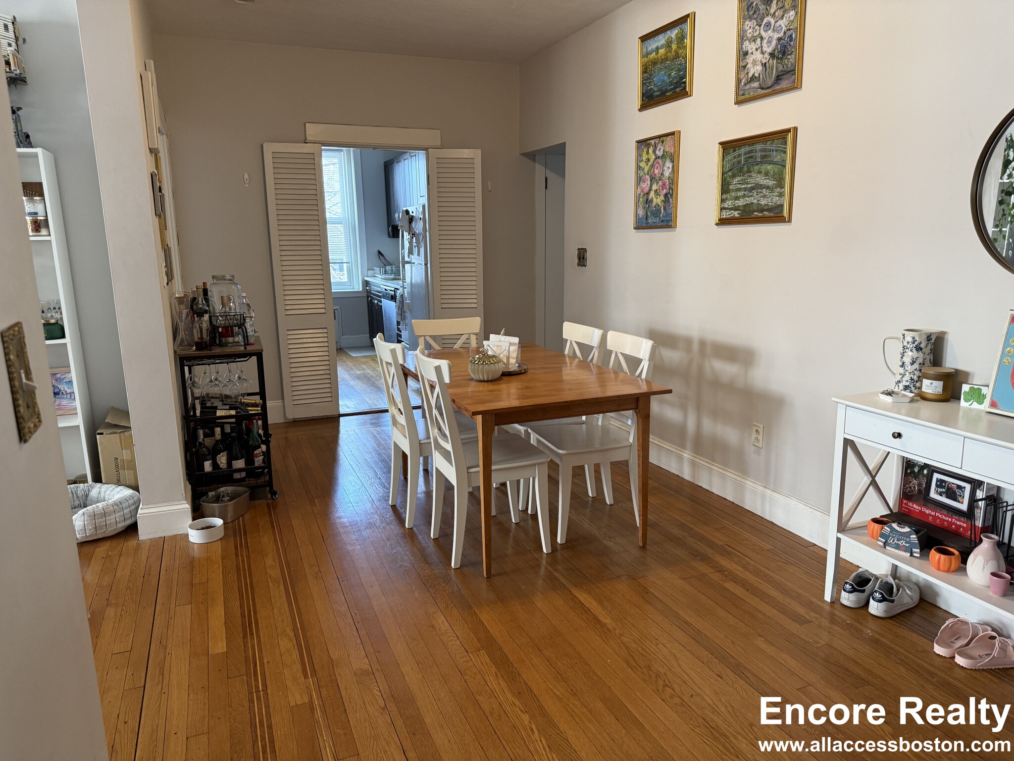 33 Stearns Rd, Coolidge Corner