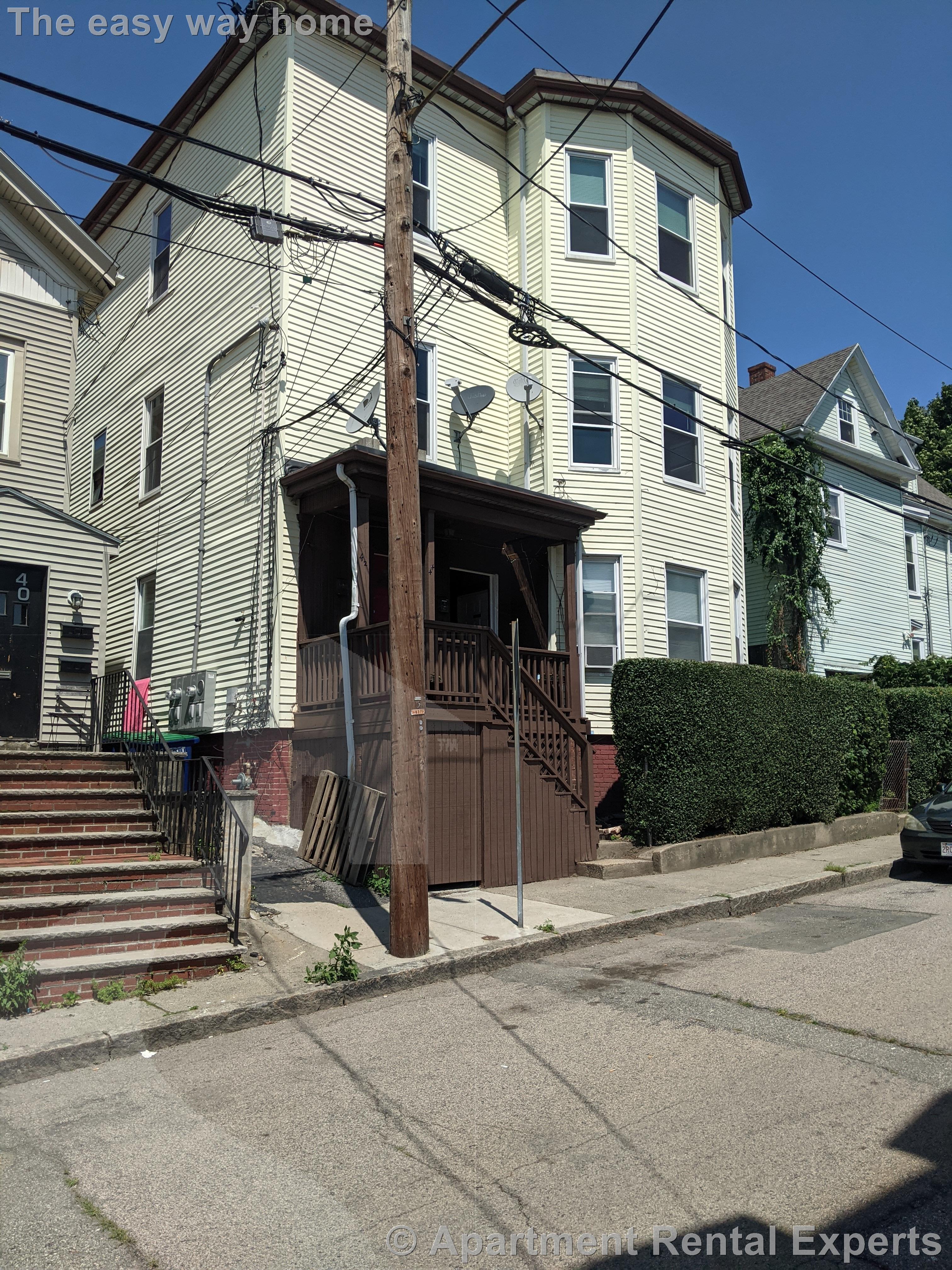42 Crescent St, Sullivan Square